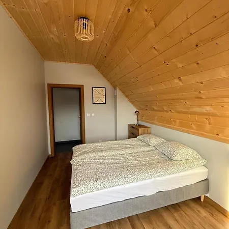 Semesterbostad Vista